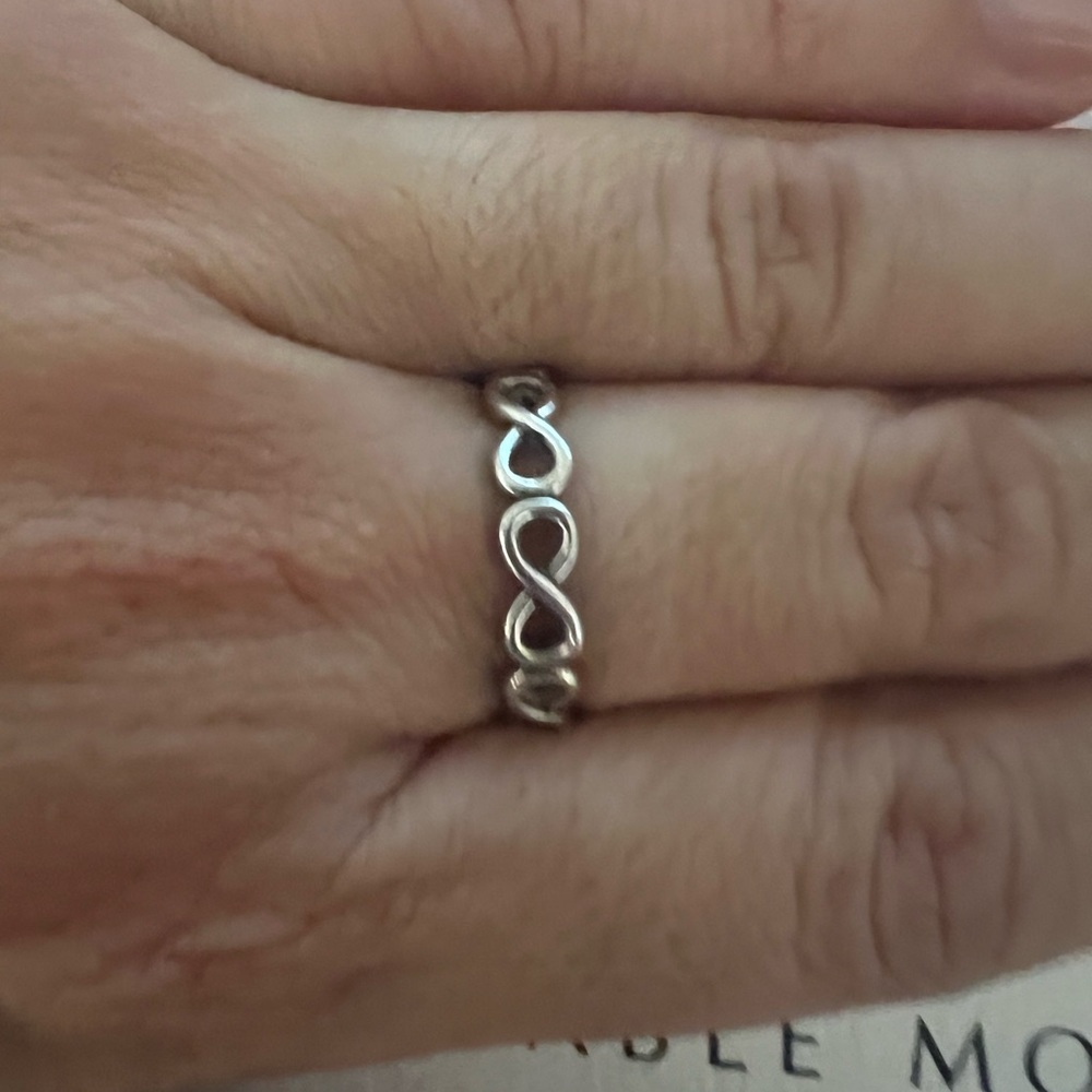 PANDORA “Infinity Band” Ring S925